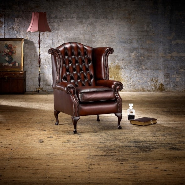 Scroll Wingback Buttoned Chair